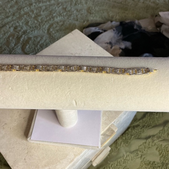 Geometric Two Toned Bracelet - Picture 3 of 5